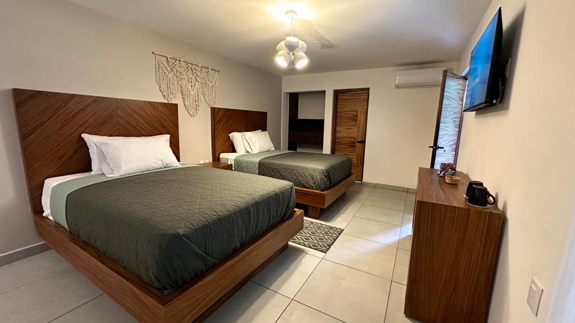 Hotel Boutique Villa Escondida, A Pasos De Lo Mejor En Tlaquepaque Extérieur photo
