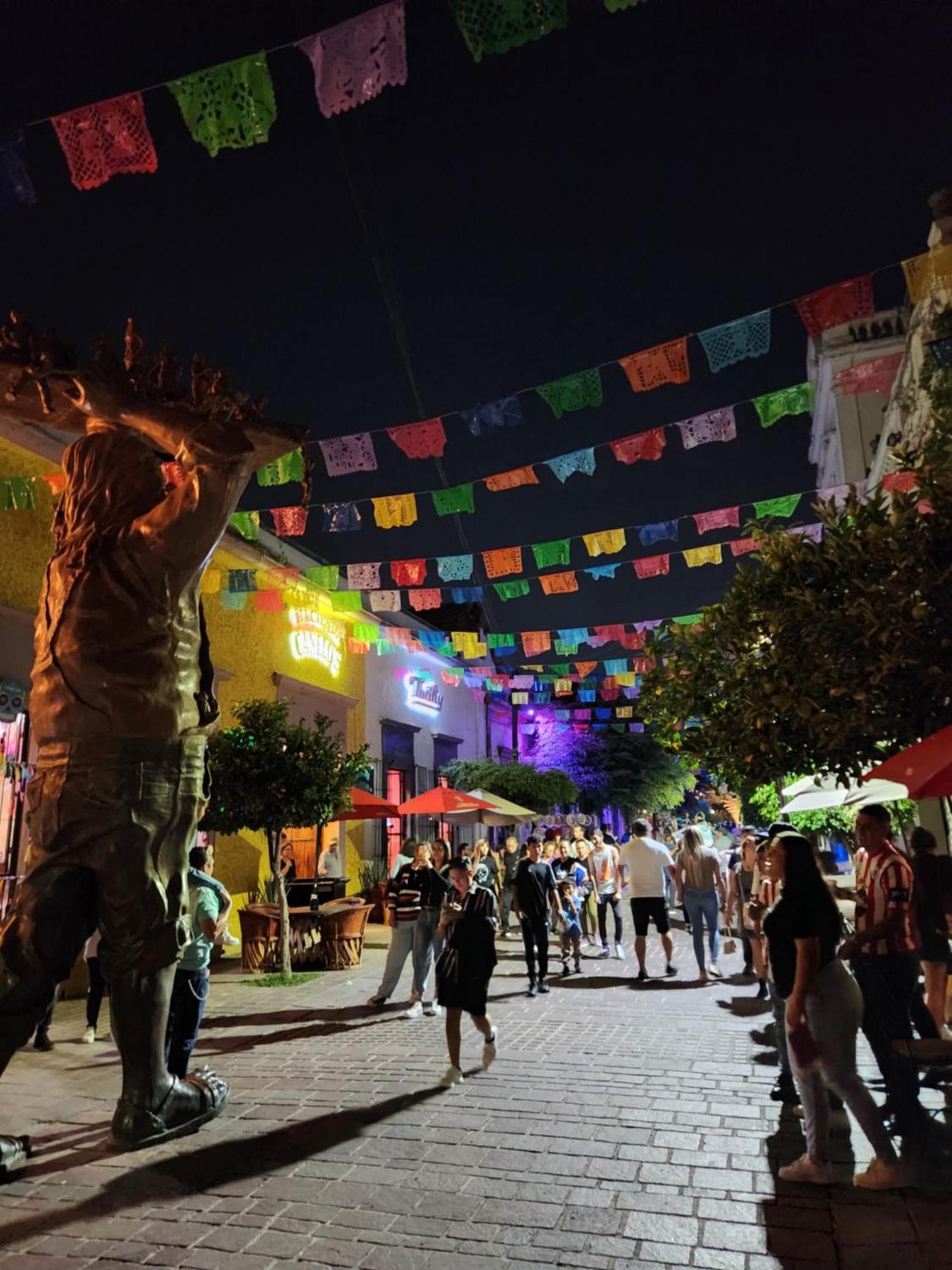 Hotel Boutique Villa Escondida, A Pasos De Lo Mejor En Tlaquepaque Extérieur photo