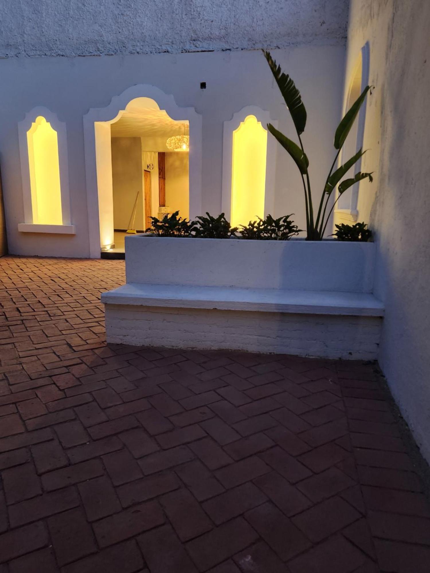 Hotel Boutique Villa Escondida, A Pasos De Lo Mejor En Tlaquepaque Extérieur photo