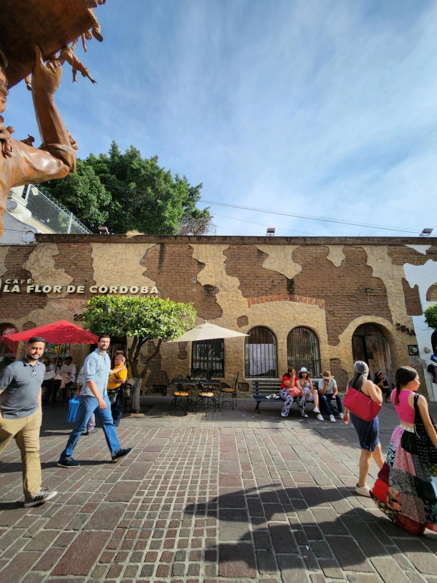 Hotel Boutique Villa Escondida, A Pasos De Lo Mejor En Tlaquepaque Extérieur photo